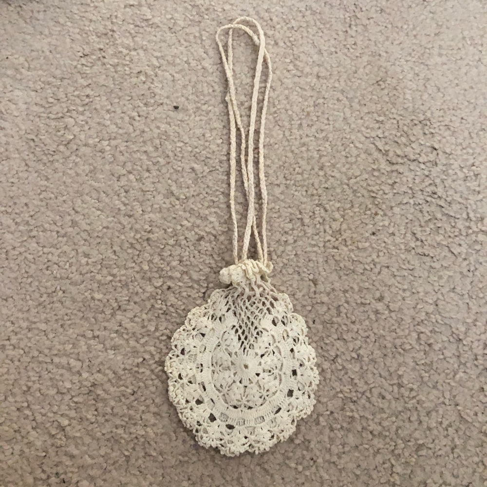 *vintage* Hand Crochet Pouch
